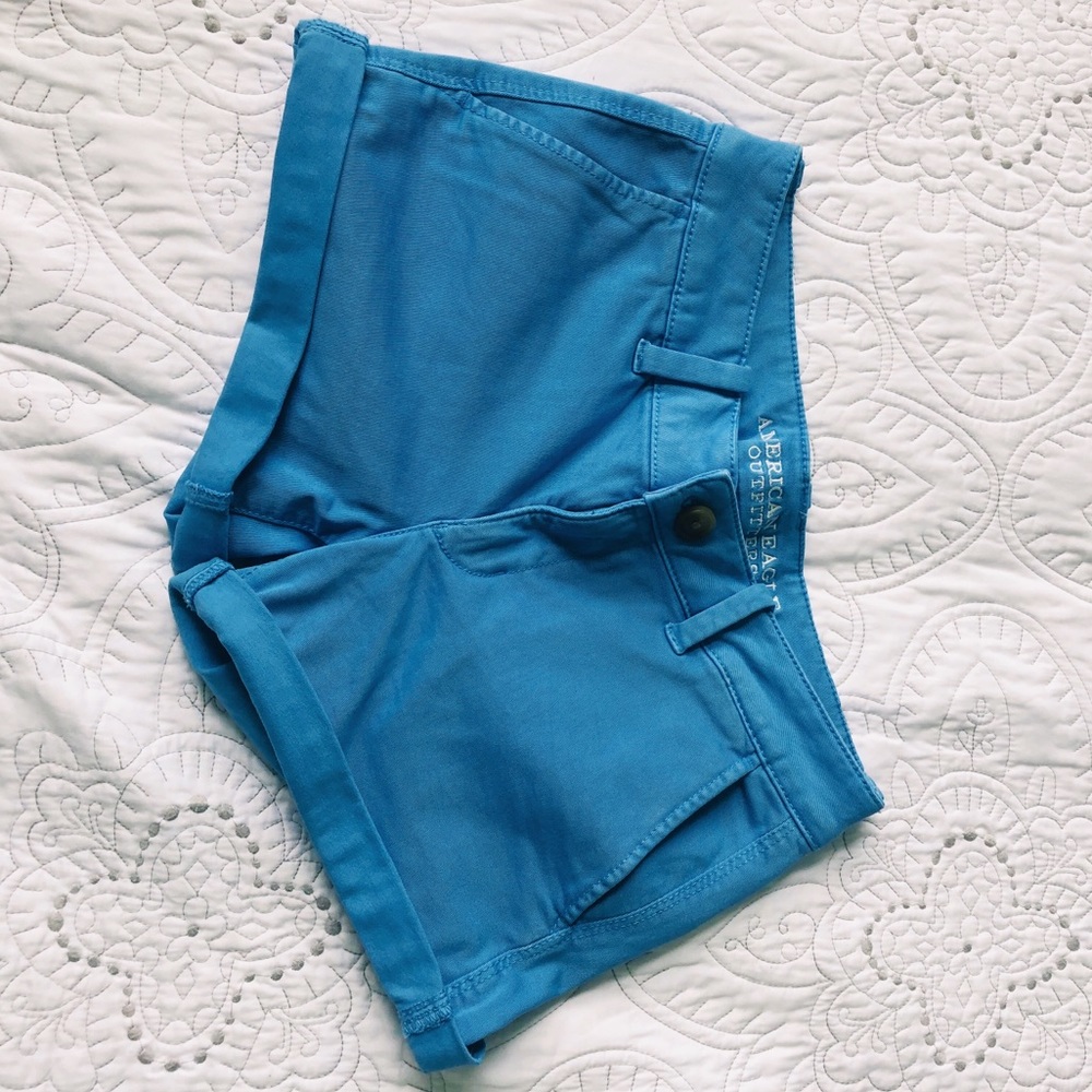 blue american eagle shorts!!!
